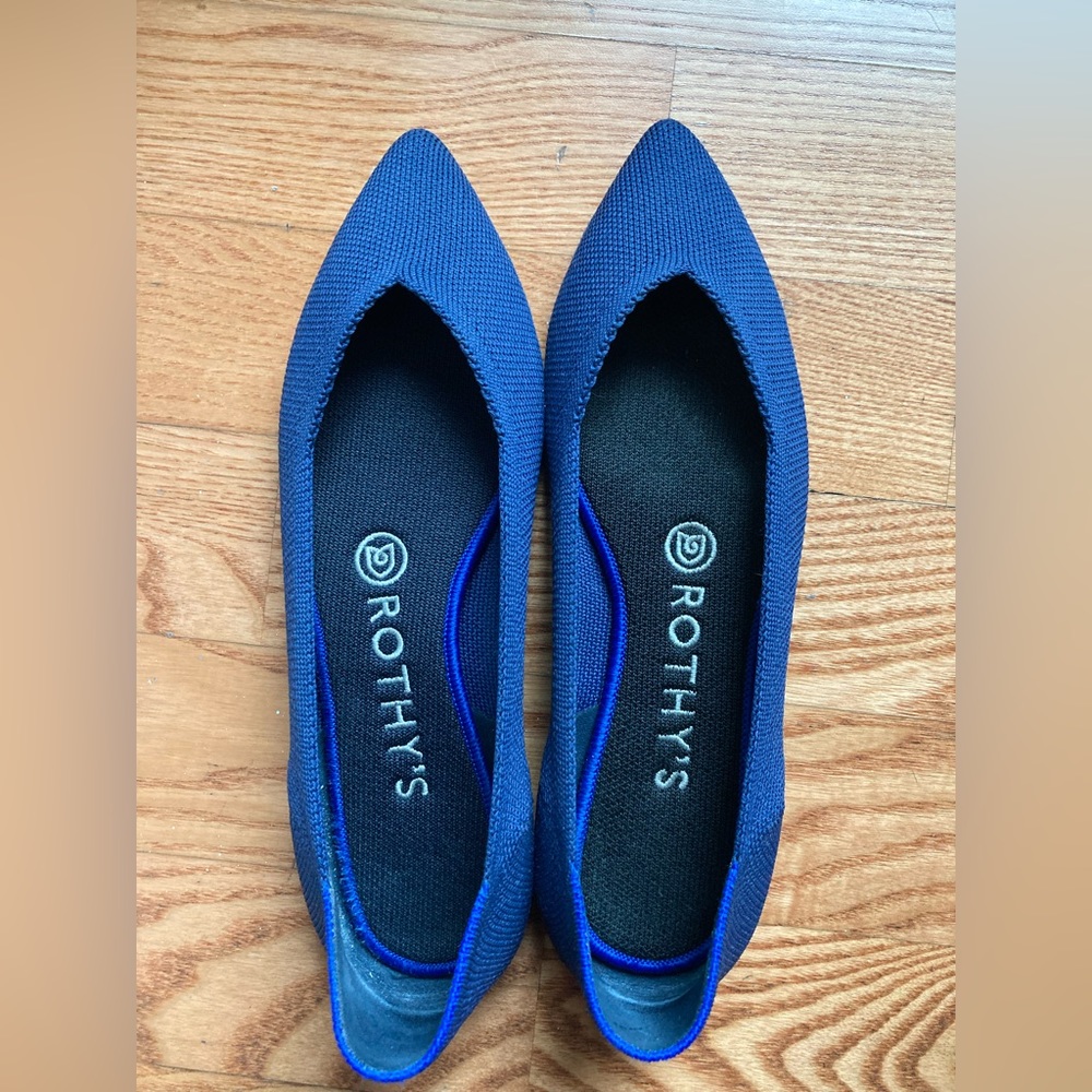 Rothy’s Cobalt point size 7